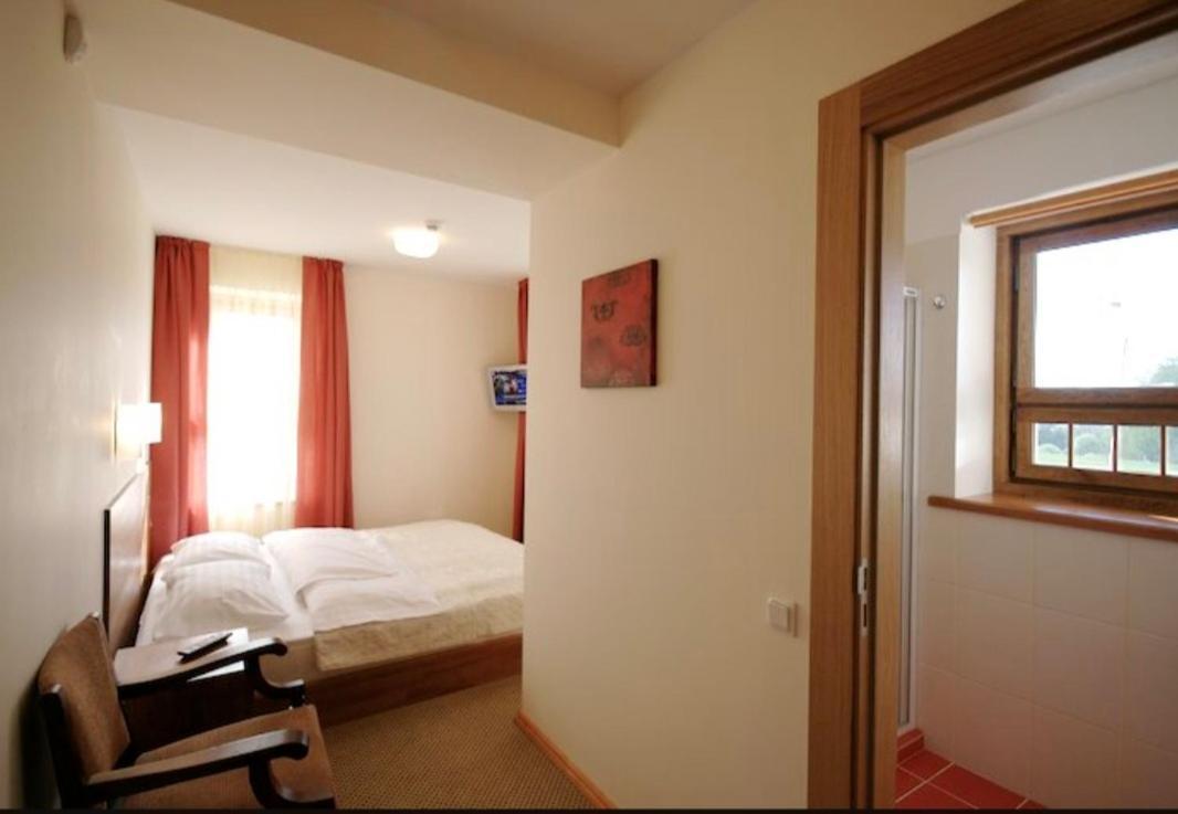 Viesnica Atputa Hotel Cēsis Екстериор снимка